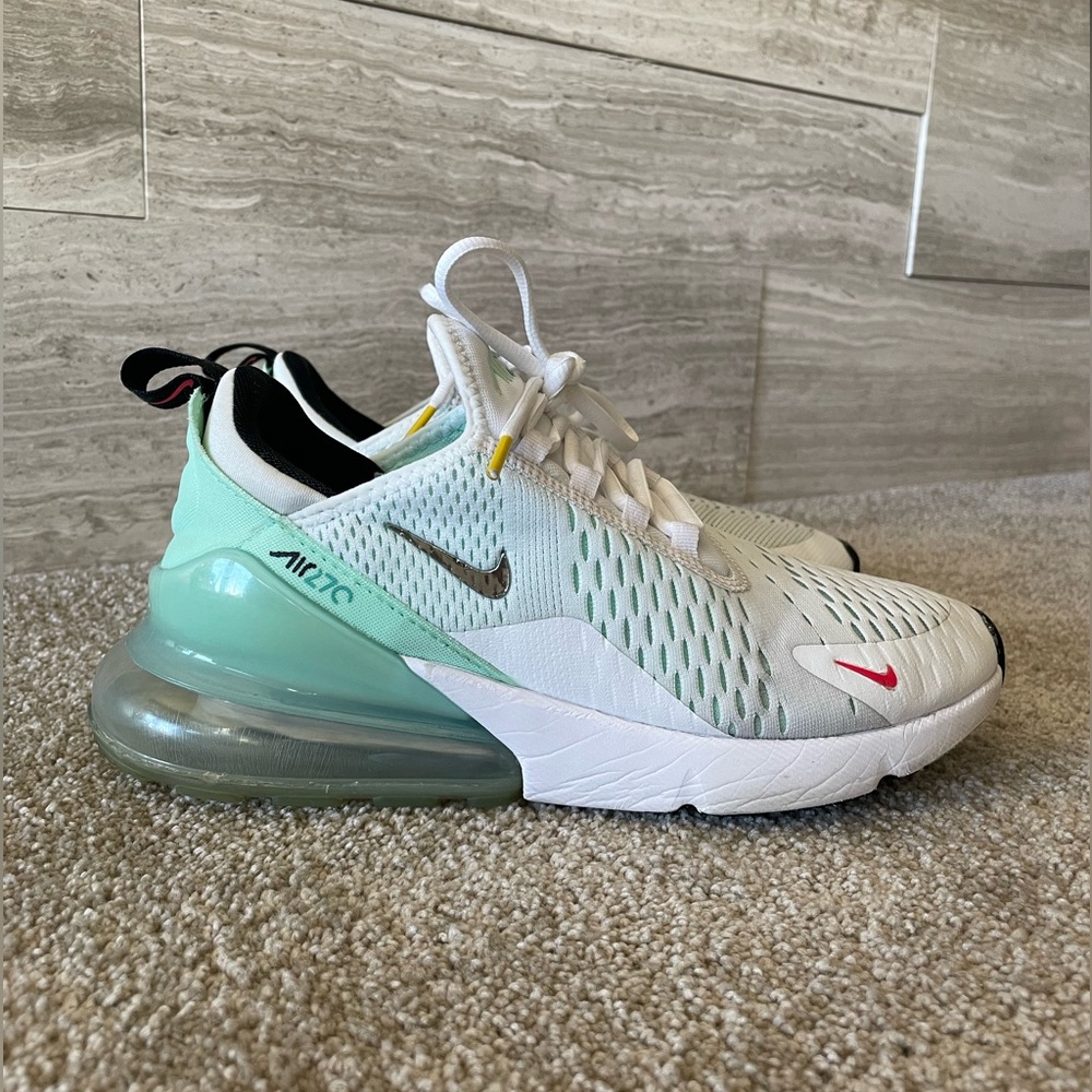 Nike Air Max 270 - Mint Foam Washed Teal - Women’s size 8.5